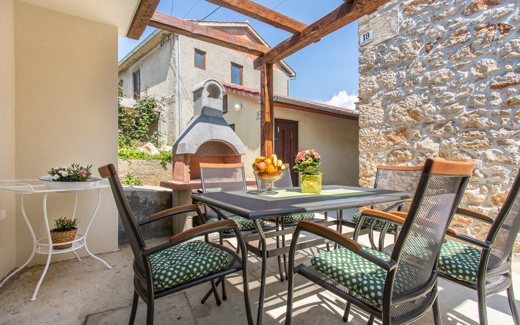 Apartman Bonaca Vrbnik Dış mekan fotoğraf